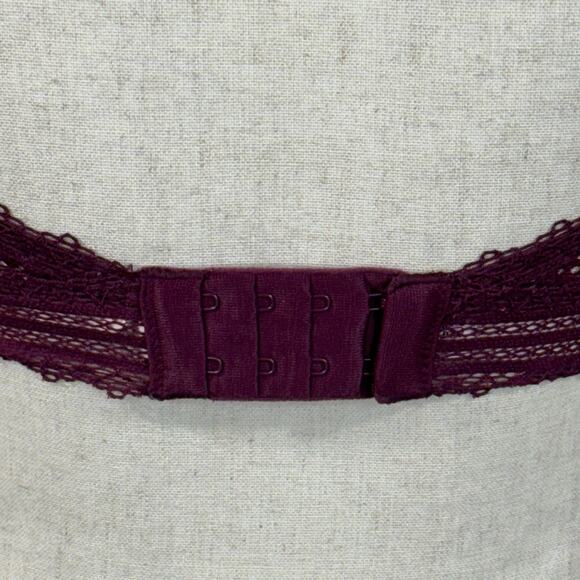 Victoria’s Secret Small Bralette Floral Lace Adjustable Straps Stretch Purple - Picture 6 of 9